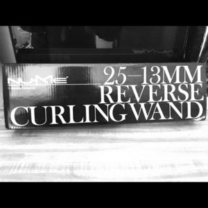 NuMe 25-13 mm Professional Reverse Curling Wand